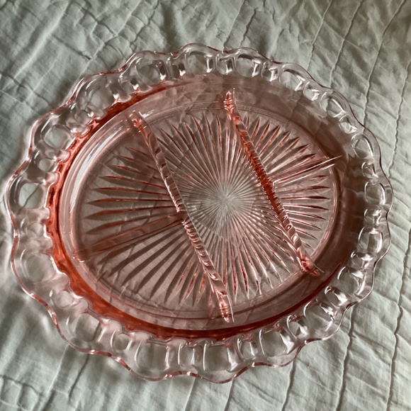 PINK DEPRESSION GLASS FIVE COMPARTMENT OPEN LACE EDGE, RETICULATED OVAL DISH - Picture 2 of 8
